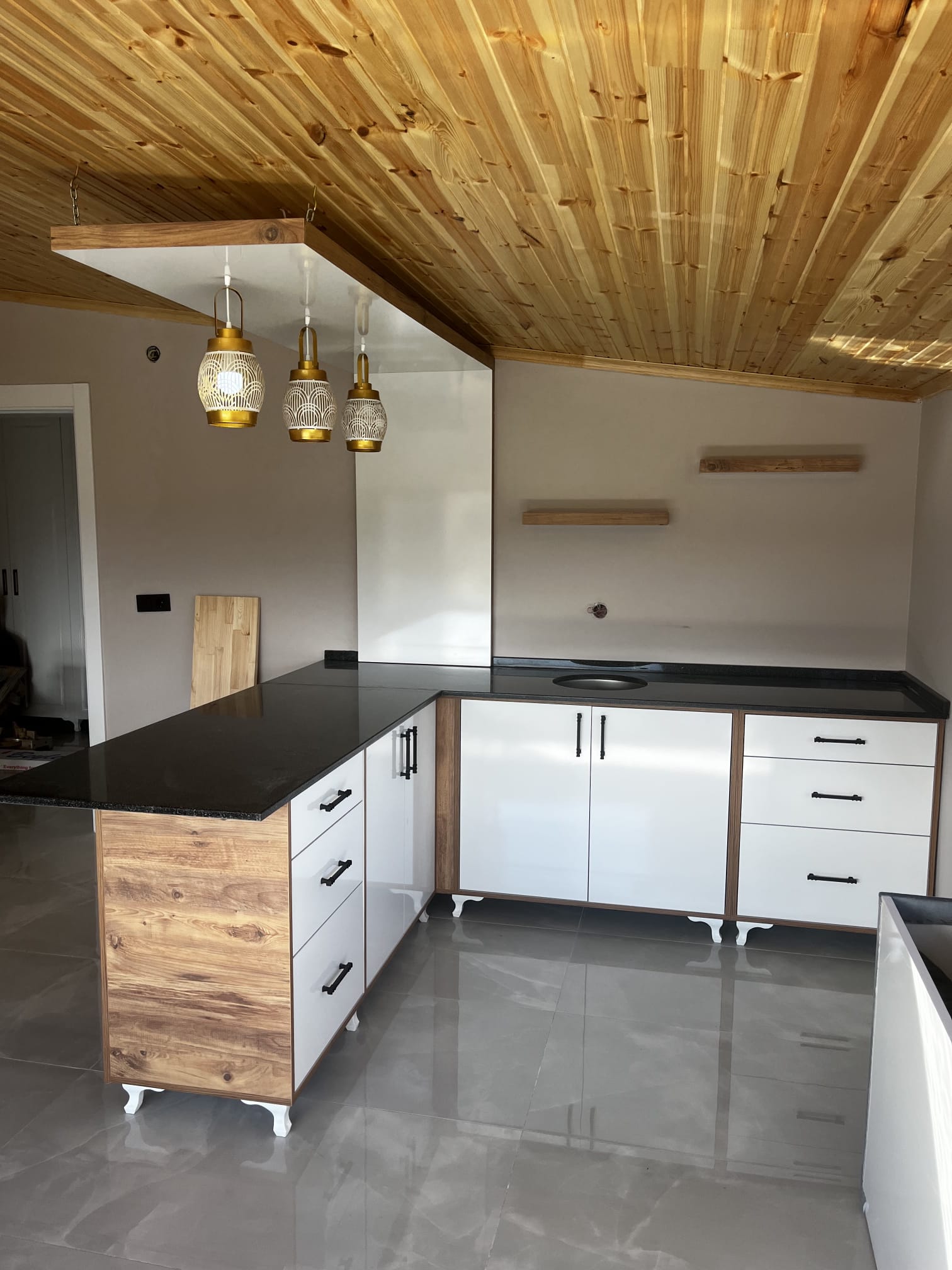 Nazım Gör Usta el yapımı mobilya